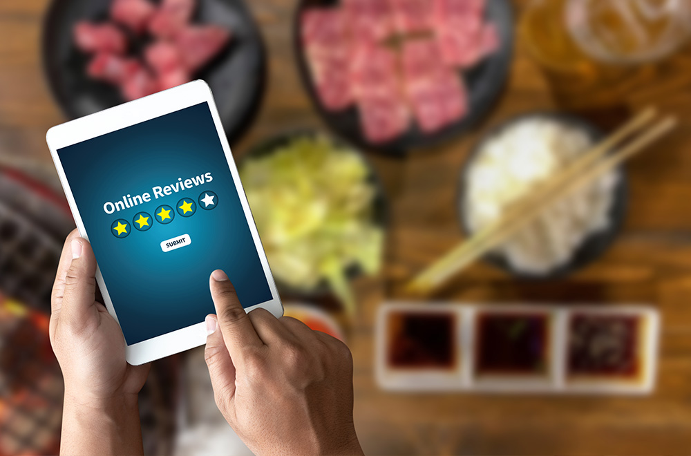 Can You Trust Online Reviews When Choosing a Restaurant?